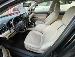 تۆیۆتا کامری